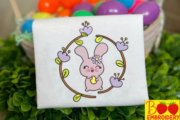 Review: Little Pink Rabbit Inside the Wreath Design